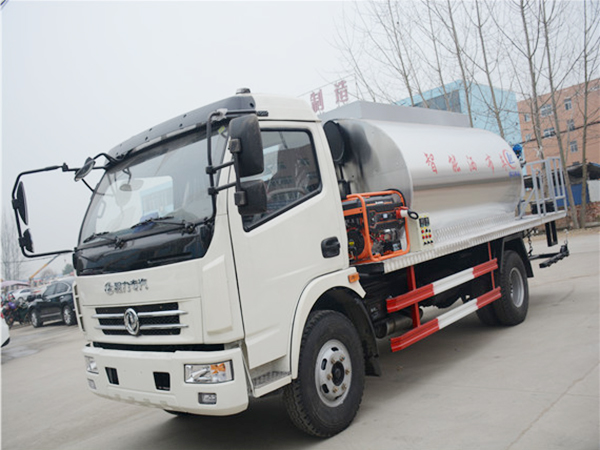 6立方乳化瀝青專用款灑布車