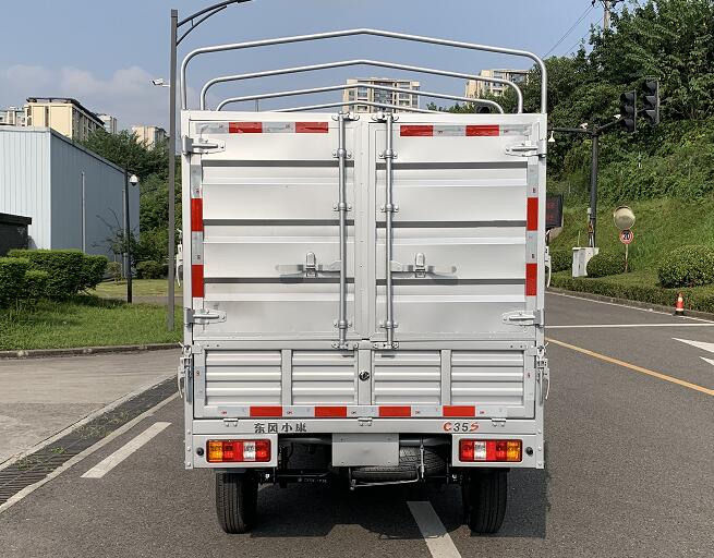 東風(fēng)牌倉(cāng)柵式運(yùn)輸車